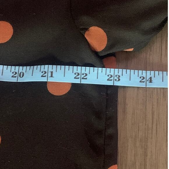 Loft Black with Tan Polka Dots Long Sleeve Collared Blouse Oversized Small - Picture 9 of 10